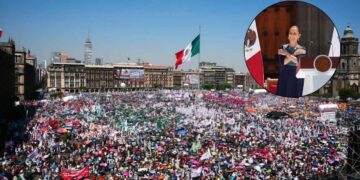 Zócalo asamblea informativa Sheinbaum