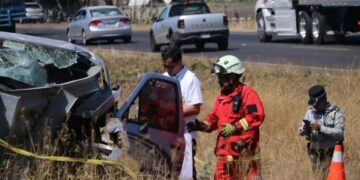 Masculino pierde la vida tras chocar contra una barrera de contención en la Carretera Guadalajara-Tepic