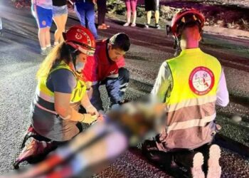 Mujer resulta lesionada al ser atropellada en la Avenida Raul Salinas en Escobedo, Nuevo León