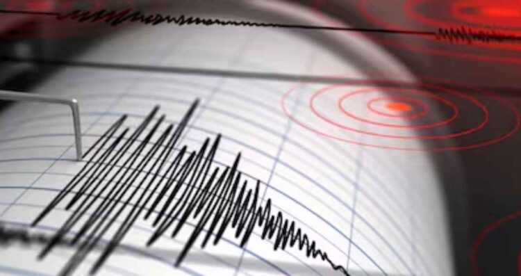 Myanmar declara emergencia tras sismo de 7.7; Tailandia reporta muertos