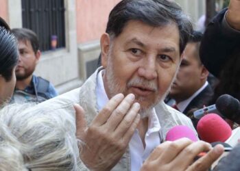 Noroña defendió gobierno mexicano