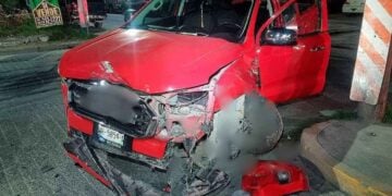 Nuevo Laredo: persona lesionada en colisión vehicular en la zona centro