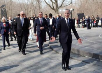 ¿A que viajará el nuevo ministro de Canadá a Europa?