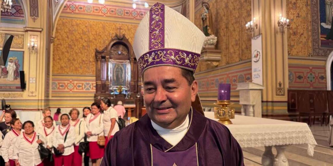 Obispo de Tampico pide a Claudia Sheinbaum mantener la cabeza fría ante decisiones de Donald Trump