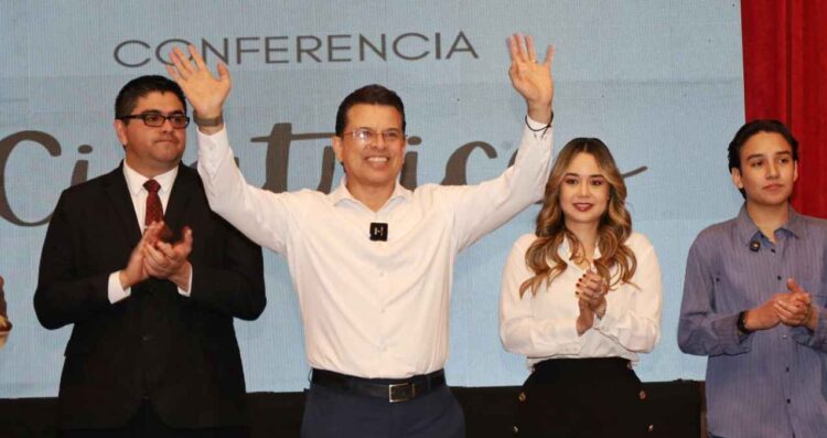 Ofrece DIF Victoria conferencia a comunidad estudiantil