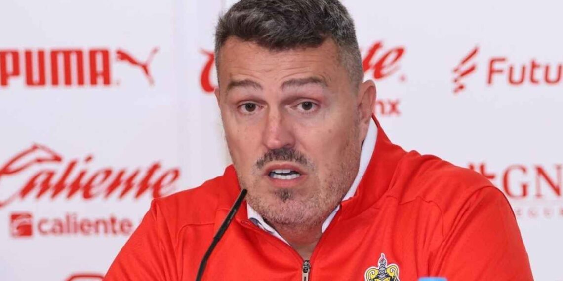 Óscar García Junyent Chivas