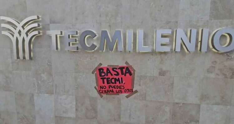 Acusan padres de menor abusado falta de apoyo de TECMilenio