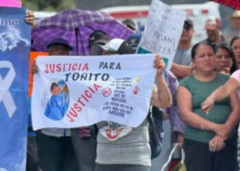 Piden justicia para Toñito en Tenango del Valle; protestan tras audiencia contra Mario “N”