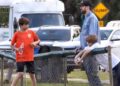 Piqué disfruta de tiempo con sus hijos mientras Shakira continúa su gira