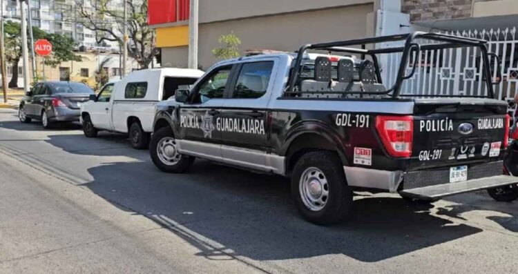 Policía asegura pistola Guadalajara