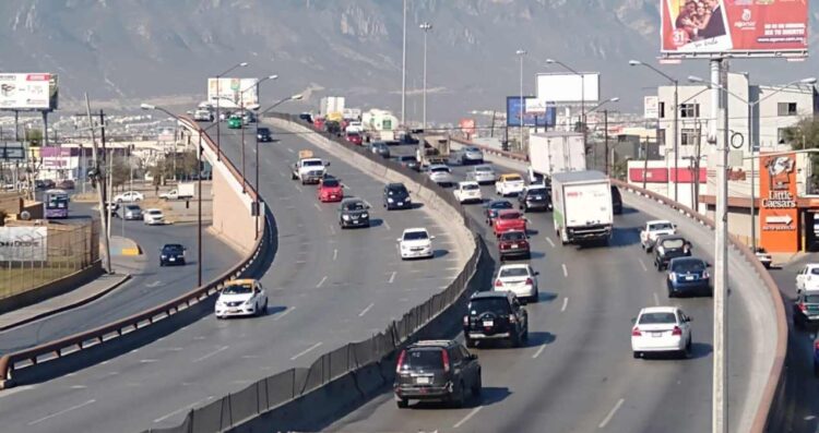 ¿En qué horario podrán circular los tráileres en Monterrey?