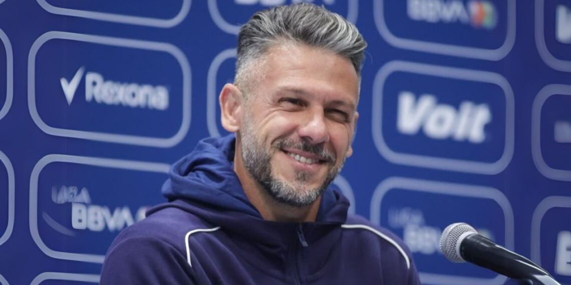 Rayados se reúne para decidir el futuro del DT Martín Demichelis en el equipo