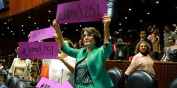 Legisladoras de oposición Blanco