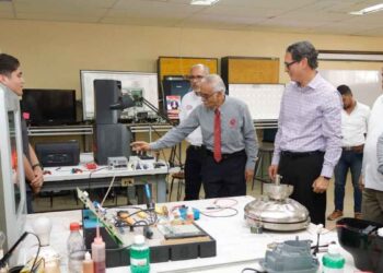 Reconoce alcalde de Ciudad Madero la excelencia educativa del CECATI 110