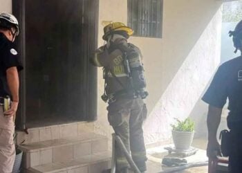 Se incendia vivienda en San Pedro por aparente cortocircuito