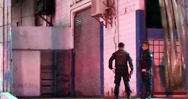 Se registra incendio en bodega de pinturas en el Parque Industrial Milimex de Apodaca, Nuevo León