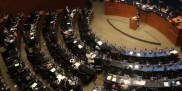 Senado "derecho petrolero del bienestar"