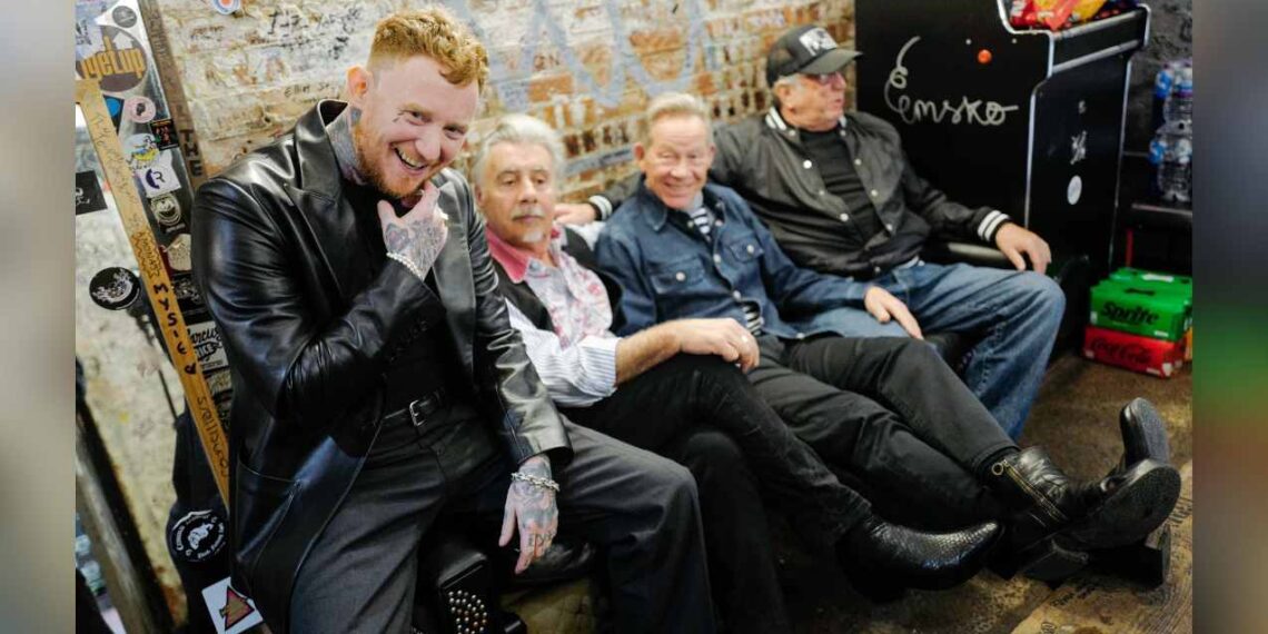 ¿Cuándo inicia la gira de los Sex Pistols en Norteamérica?