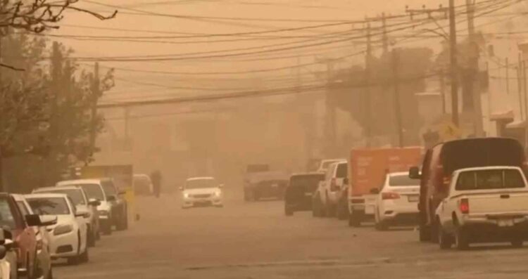 Tormenta de arena en Ciudad Juárez vientos de hasta 80 kmh causan caos en la ciudad