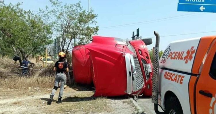 Tráiler voltea García