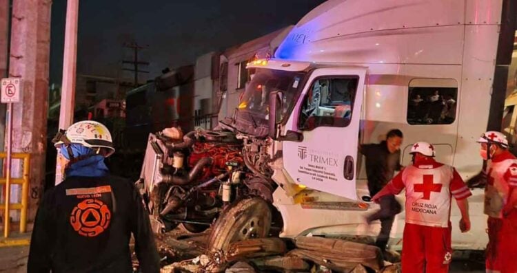 Tren embiste tráiler Monterrey