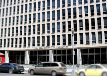 Cerradas las oficinas del Depto. de Educación en EU ¿Por qué?