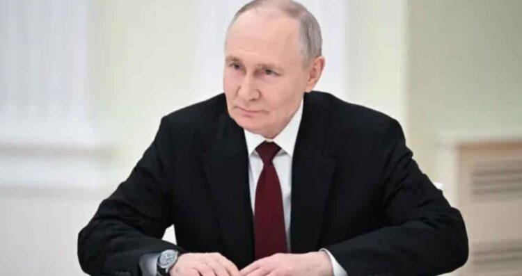 Vladímir Putin está a favor de aceptar una propuesta de Estados Unidos de alto al fuego con Ucrania