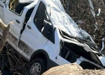 Volcadura carretera seis víctimas