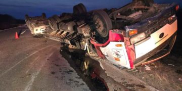 Volcadura de tractocamión afecta circulación entre Padilla y Jiménez