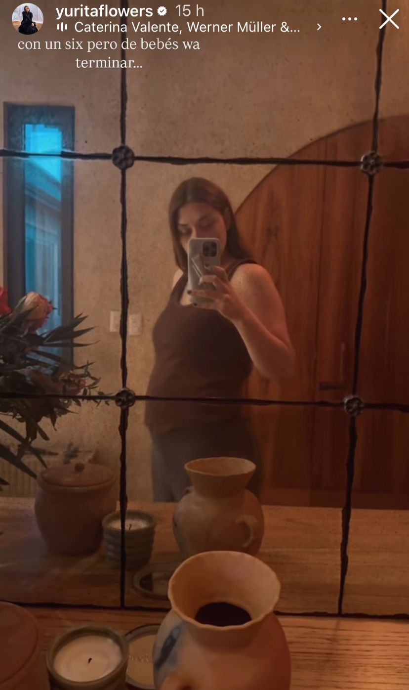 Yuridia muestra por primera vez su pancita de embarazo