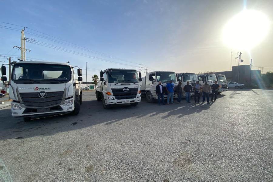 camiones cisterna en El Mante