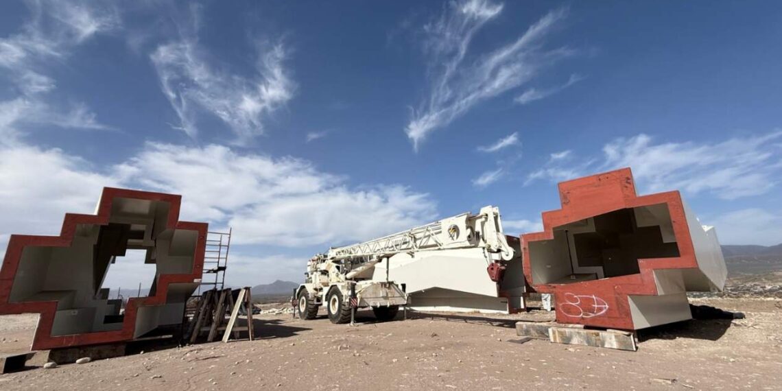 cruz monumental en tula