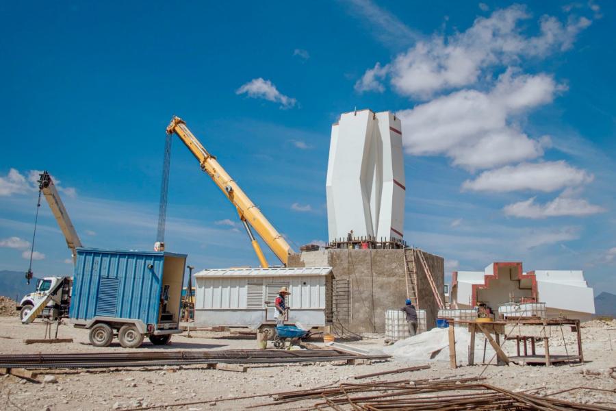 cruz monumental en tula