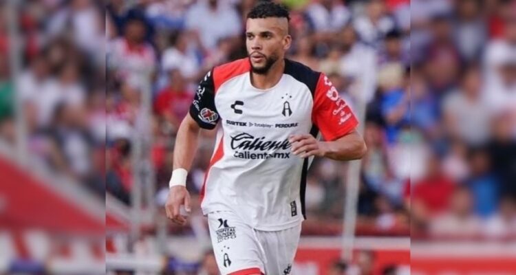 gol de escorpión de Matheus Dória