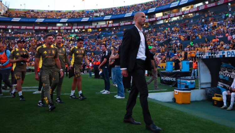 ¿Por qué Guido Pizarro paga liquidación a Paunovic de Tigres?