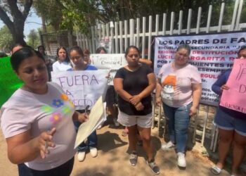 protesta en telesecundaria en güémez