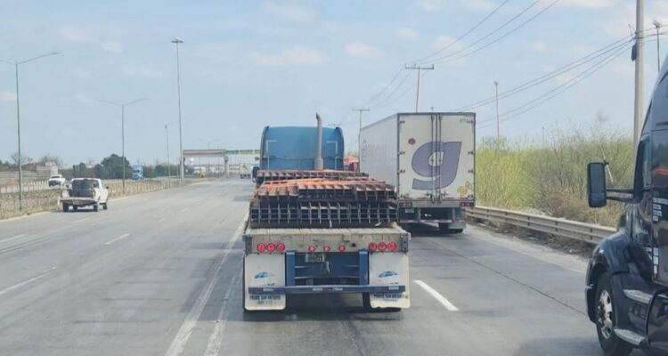 retrasos transporte de carga Nuevo Laredo
