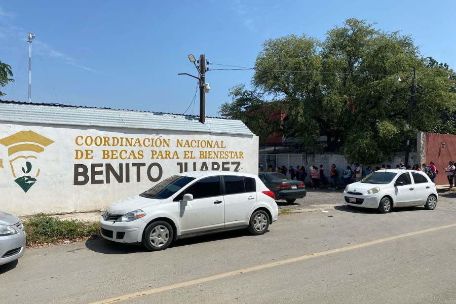 tarjeta de la Beca Benito Juárez