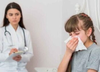 ¿Cuáles son los síntomas de la tos ferina que ha afectado a 78 niños en una semana en México