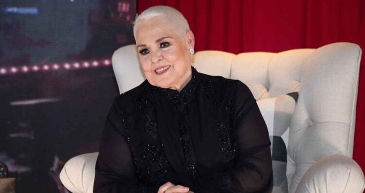 ¿Por qué fue hospitalizada la cantante Lupita D'Alessio?