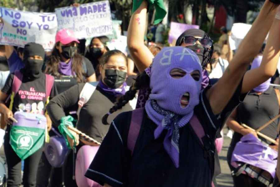 ¿Qué colores usar en la marcha del 8M y cómo prepararte para el Día Internacional de la Mujer?
