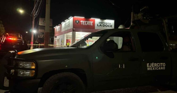 expendio de cerveza Culiacán hombre