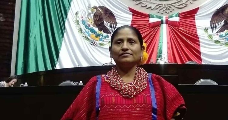 Activista triqui denuncia persecución y falta de justicia para sus hermanas en Oaxaca