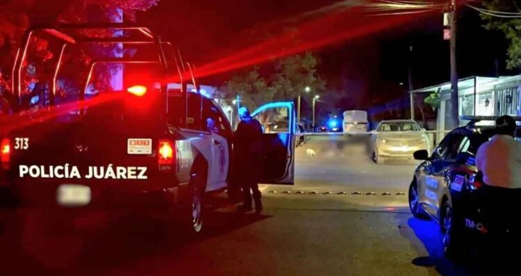 Adolescente queda herido al derrapar en su motocicleta en Juárez, NL