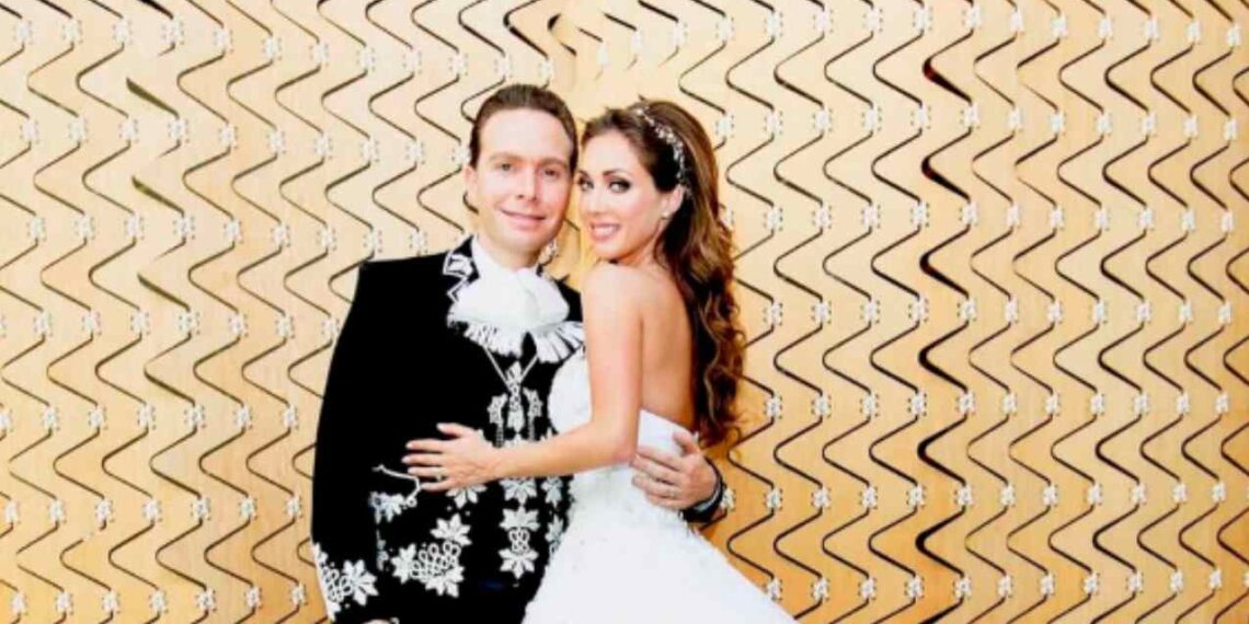 Anahí y Manuel Velasco celebran 10 años de casados con fotos inéditas de su boda