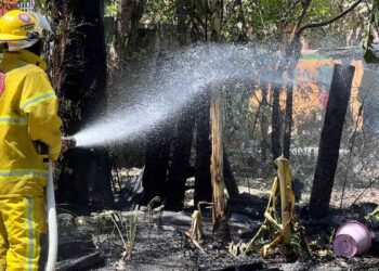 Arde cerca El Mante
