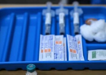 Aumentan enfermedades prevenibles por vacuna ante recortes y desinformación, alerta la ONU