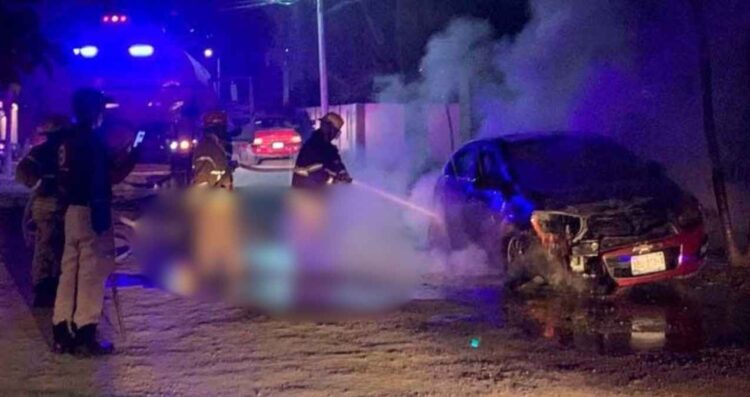 Auto incendia El Mante