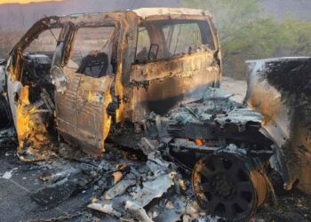 Balaceras, bloqueos y un muerto en noche violenta en Aldama, Chihuahua