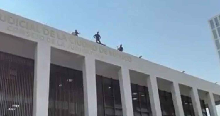 Bombero se lesiona al caer durante simulacro nacional en la CDMX